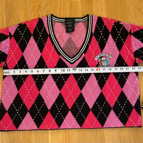 Monster High Sweater Size Medium Hot Topic - Picture 7 of 7